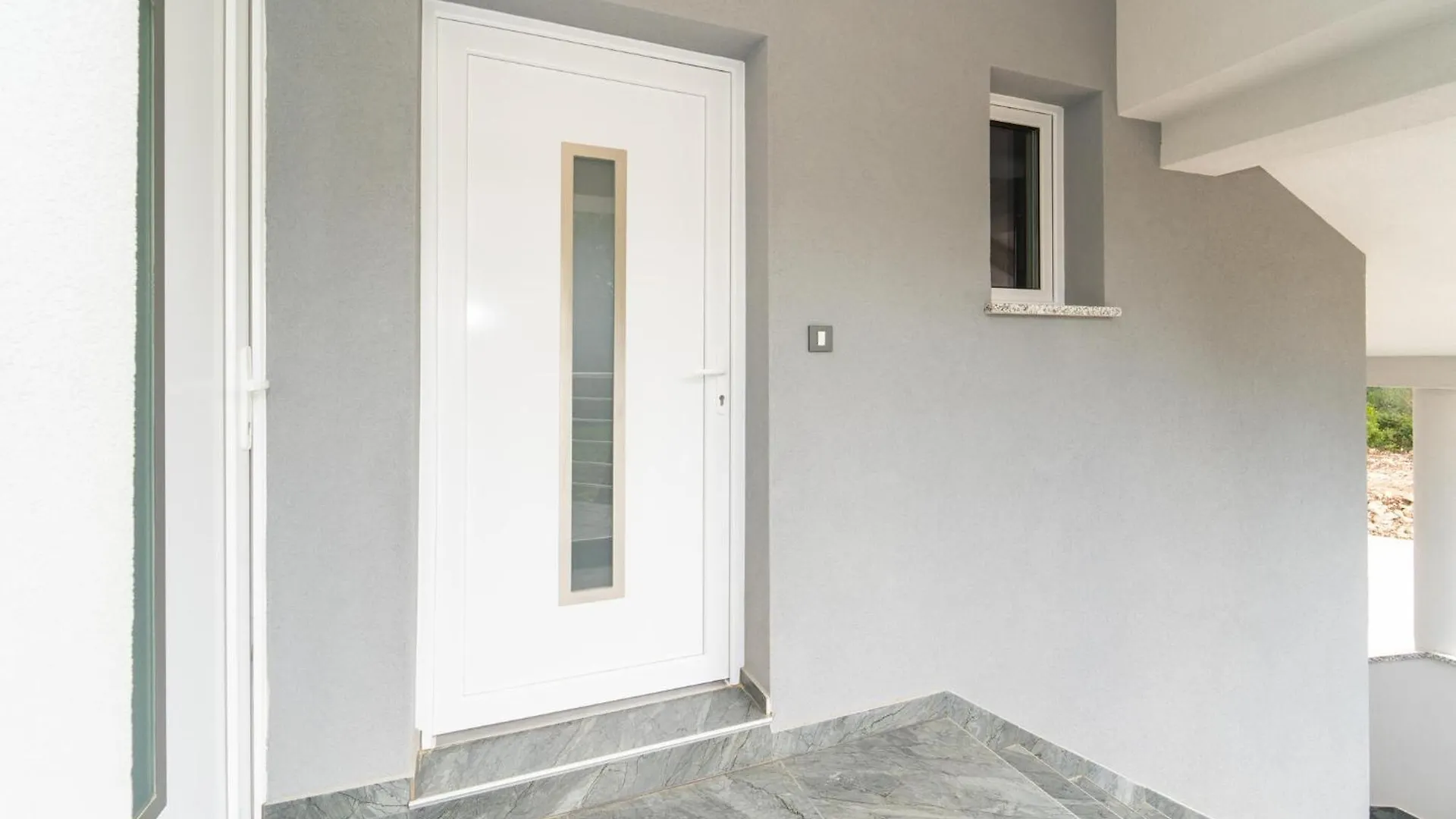 1 Bedroom Stunning Apartment In Pridraga